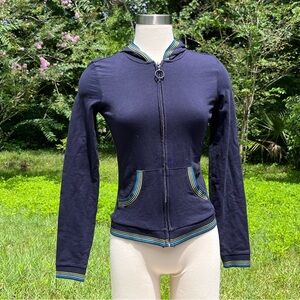 3/$30 Early 2000’s Arizona Jacket